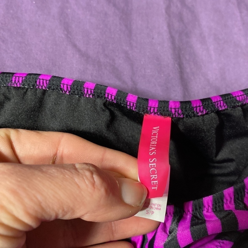 Victoria’s secret’s bikini bottoms🏖 - Picture 3 of 5